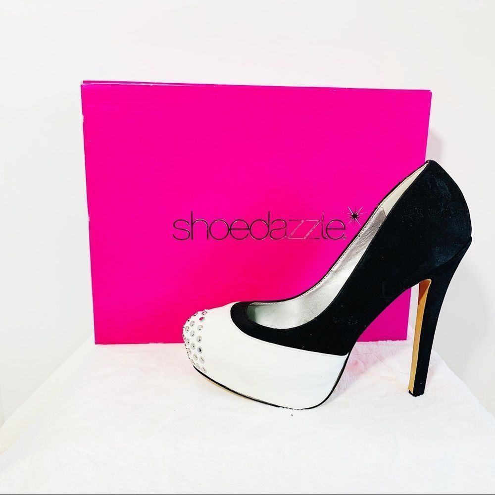 🍀 Mix & Match 4/$60 🍀 “Amour” by Shoedazzle NWB